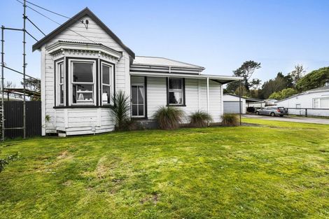 Photo of property in 224 Bridge Street, Eltham, 4322