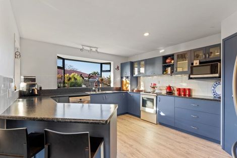 Photo of property in 6 Admiralty Place, Waikawa, Picton, 7220