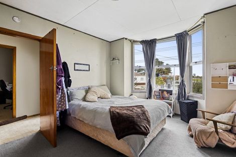 Photo of property in 224 Bridge Street, Eltham, 4322