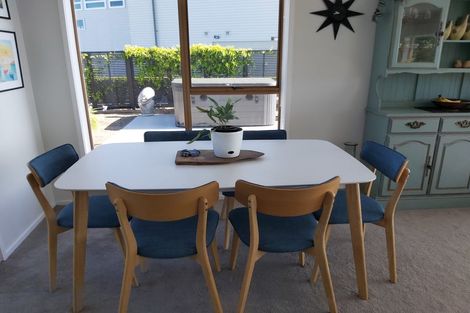 Photo of property in 4b Hillcrest Road, Orewa, 0931