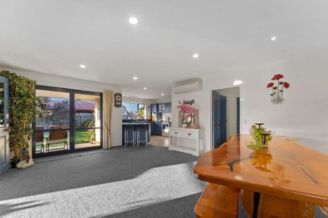 Photo of property in 6 Admiralty Place, Waikawa, Picton, 7220