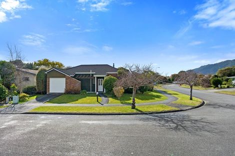 Photo of property in 37 Matai Street, Waikanae, 5036