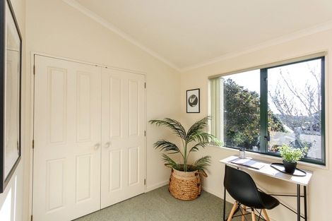 Photo of property in 28a Karina Road, Merrilands, New Plymouth, 4312