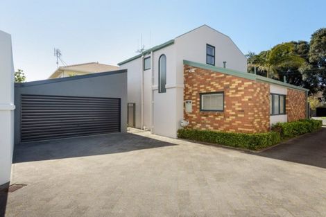 Photo of property in 90 Muricata Avenue, Mount Maunganui, 3116