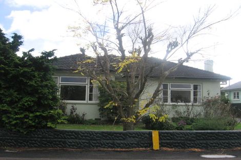 Photo of property in 15 Rewa Street, Takaro, Palmerston North, 4412