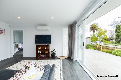 Photo of property in 79 James Line, Kelvin Grove, Palmerston North, 4414