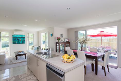 Photo of property in 1 Hamilton Drive, Wainui, Gisborne, 4010