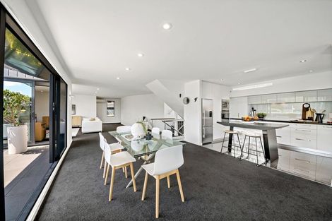 Photo of property in 1/58 The Parade, Bucklands Beach, Auckland, 2012