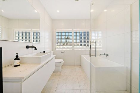 Photo of property in 5 Garden Road, Remuera, Auckland, 1050