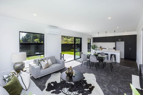 Photo of property in 16 Fenwick Crescent, Wallaceville, Upper Hutt, 5018