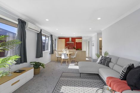 Photo of property in 4/335 Main South Road, Hornby, Christchurch, 8042