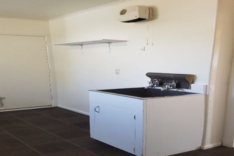 Photo of property in 4 Amberley Grove, Hutt Central, Lower Hutt, 5010