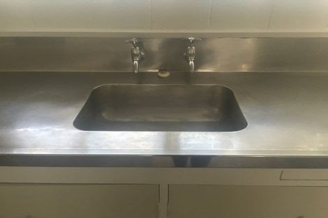 Photo of property in 8 Anzac Parade, Hamilton Central, Hamilton, 3204