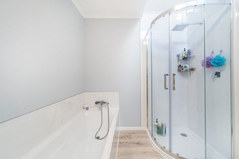 Photo of property in 47a Carter Crescent, Awapuni, Palmerston North, 4412