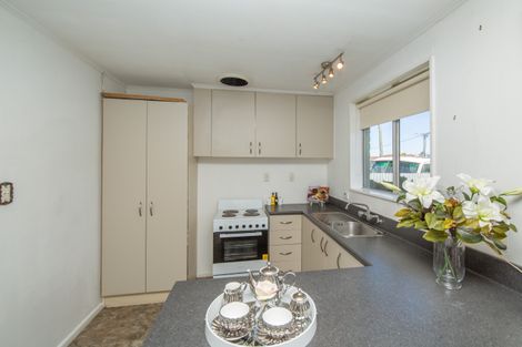 Photo of property in 2/19 Sturrocks Road, Redwood, Christchurch, 8051