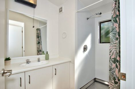 Photo of property in 28a Sainsbury Road, Fernhill, Queenstown, 9300