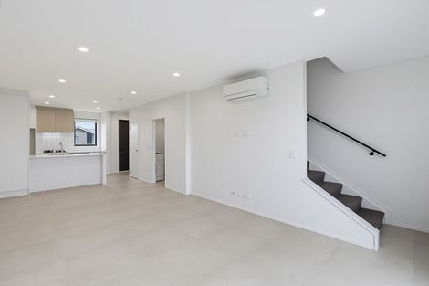 Photo of property in 23 Ngakoro Road, Karaka, Papakura, 2113