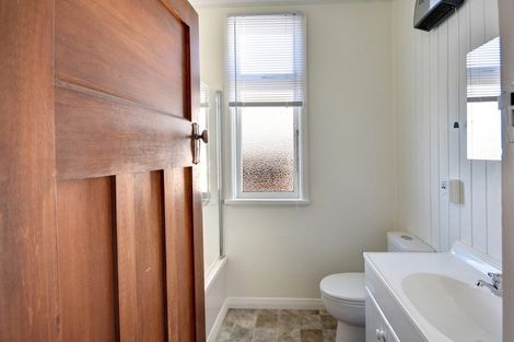 Photo of property in 54 Kenmure Road, Belleknowes, Dunedin, 9011