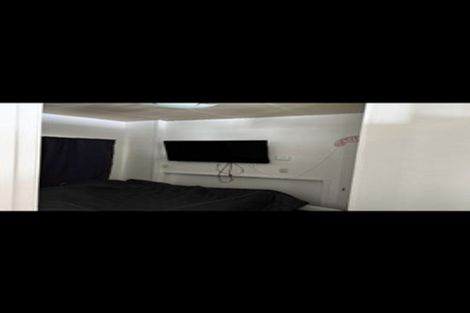 Photo of property in 47 The Esplanade, Eastern Beach, Auckland, 2012