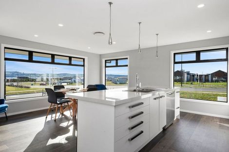 Photo of property in 6 Maunganamu Drive, Wharewaka, Taupo, 3330