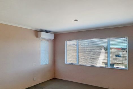 Photo of property in 6 Stellamaris Way, Northpark, Auckland, 2013