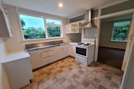 Photo of property in 32ab Old South Road, Okato, 4335