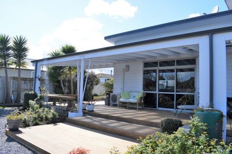 Photo of property in 27a Te Manuao Road, Otaki, 5512