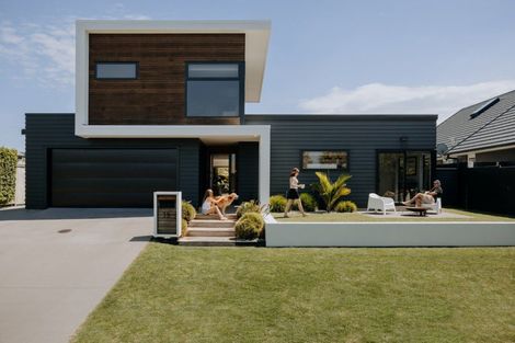 Photo of property in 15 Cassinia Close, Papamoa Beach, Papamoa, 3118