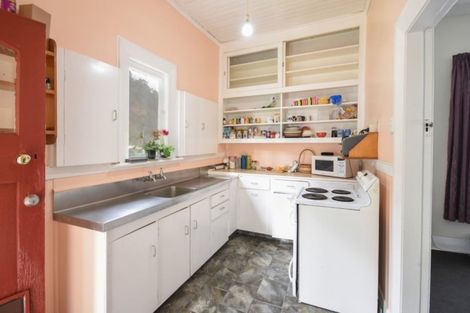 Photo of property in 131 Glen Road, The Glen, Dunedin, 9011