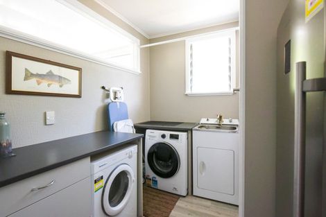 Photo of property in 14 Seaview Crescent, Picton, 7220