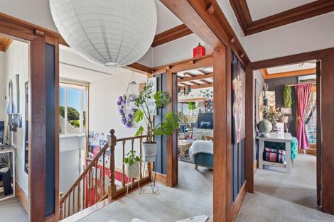 Photo of property in 16 Bulteel Street, New Plymouth, 4310