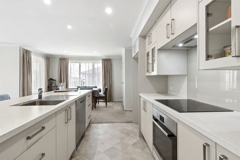 Photo of property in 2/653 Bank Street, Te Awamutu, 3800