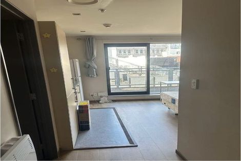 Photo of property in Dual Apartments, 108/142 Vivian Street, Te Aro, Wellington, 6011