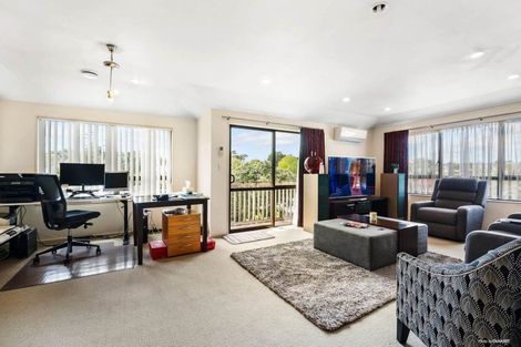 Photo of property in 26a Woodstock Road, Forrest Hill, Auckland, 0620