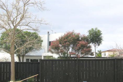 Photo of property in 11 Karaka Road, Otumoetai, Tauranga, 3110