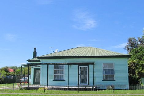 Photo of property in 4 Haldane Street, Elgin, Gisborne, 4010