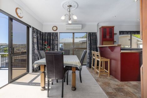 Photo of property in 168 Saint Andrews Road, Plimmerton, Porirua, 5026
