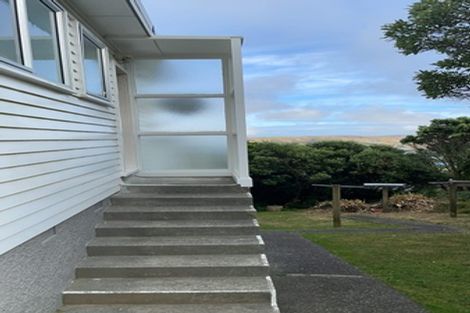 Photo of property in 61a Baylands Drive, Newlands, Wellington, 6037