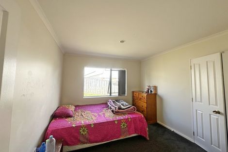 Photo of property in 9 Ali Place, Ranui, Auckland, 0612