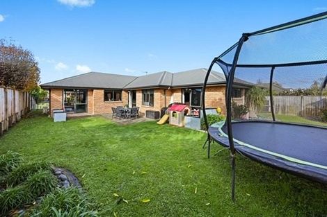 Photo of property in 4 Azure Place, Huntington, Hamilton, 3210