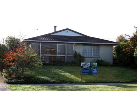 Photo of property in 10 Kentucky Way, Awapuni, Palmerston North, 4412