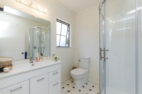 Photo of property in 13 Trent Street, Rongotea, 4476