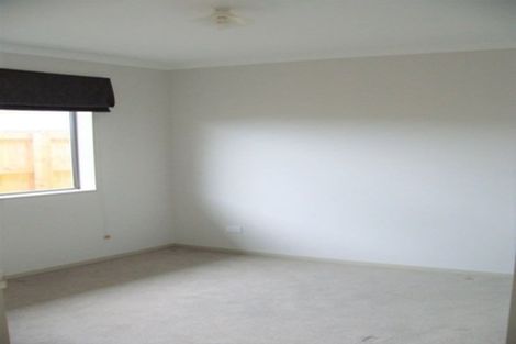 Photo of property in 20 Max Landing, Grandview Heights, Hamilton, 3200