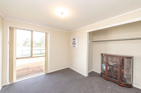 Photo of property in 8 Ash Place, Aramoho, Whanganui, 4500