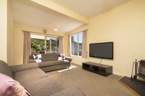 Photo of property in 4 Sussex Street, Picton, 7220