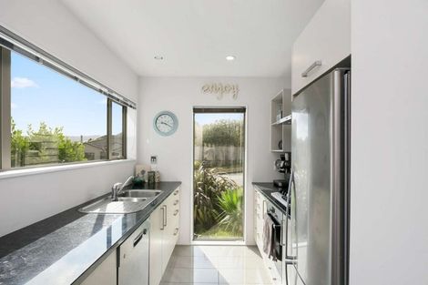 Photo of property in 36a Erlestoke Crescent, Churton Park, Wellington, 6037