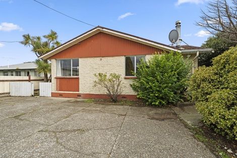 Photo of property in 74 Forfar Crescent, Rockdale, Invercargill, 9812
