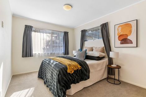 Photo of property in 4/112 Gossamer Drive, Pakuranga Heights, Auckland, 2010