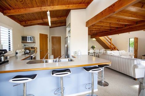 Photo of property in 202 Beverley Terrace, Whangamata, 3620