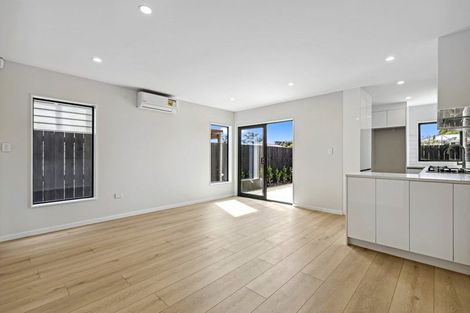 Photo of property in 647c Te Atatu Road, Te Atatu Peninsula, Auckland, 0610